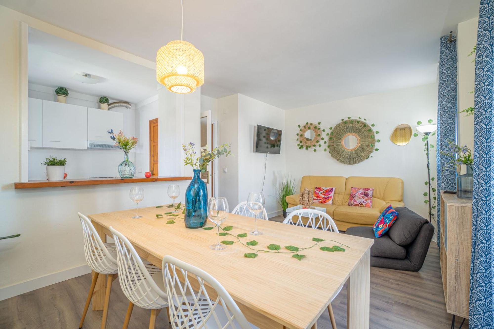 Est1-Spaciouss Appartment In The Beach, Bbq, Downtonwn, Parking, Fast Wifi Fibre Roses Eksteriør billede