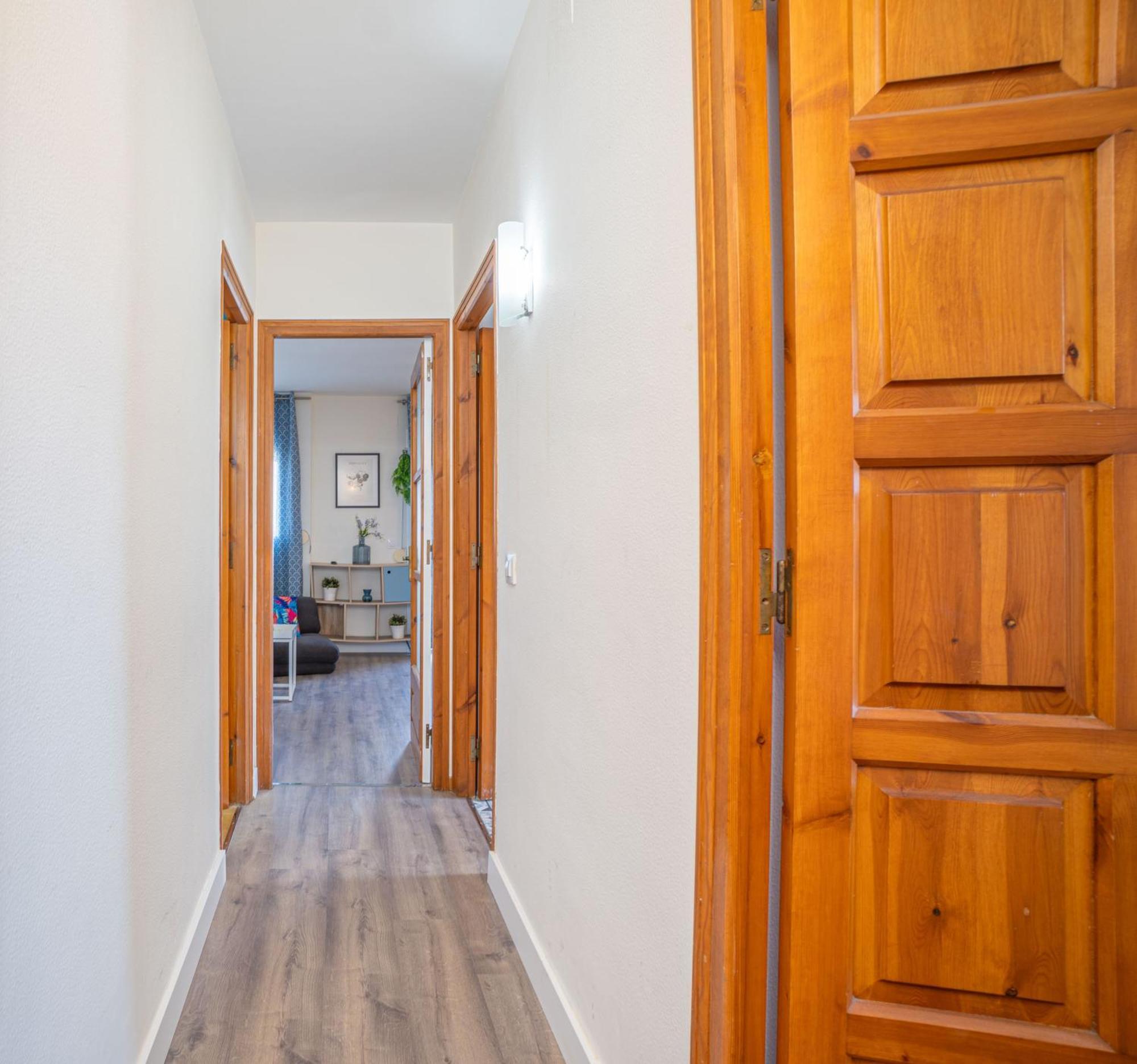 Est1-Spaciouss Appartment In The Beach, Bbq, Downtonwn, Parking, Fast Wifi Fibre Roses Eksteriør billede